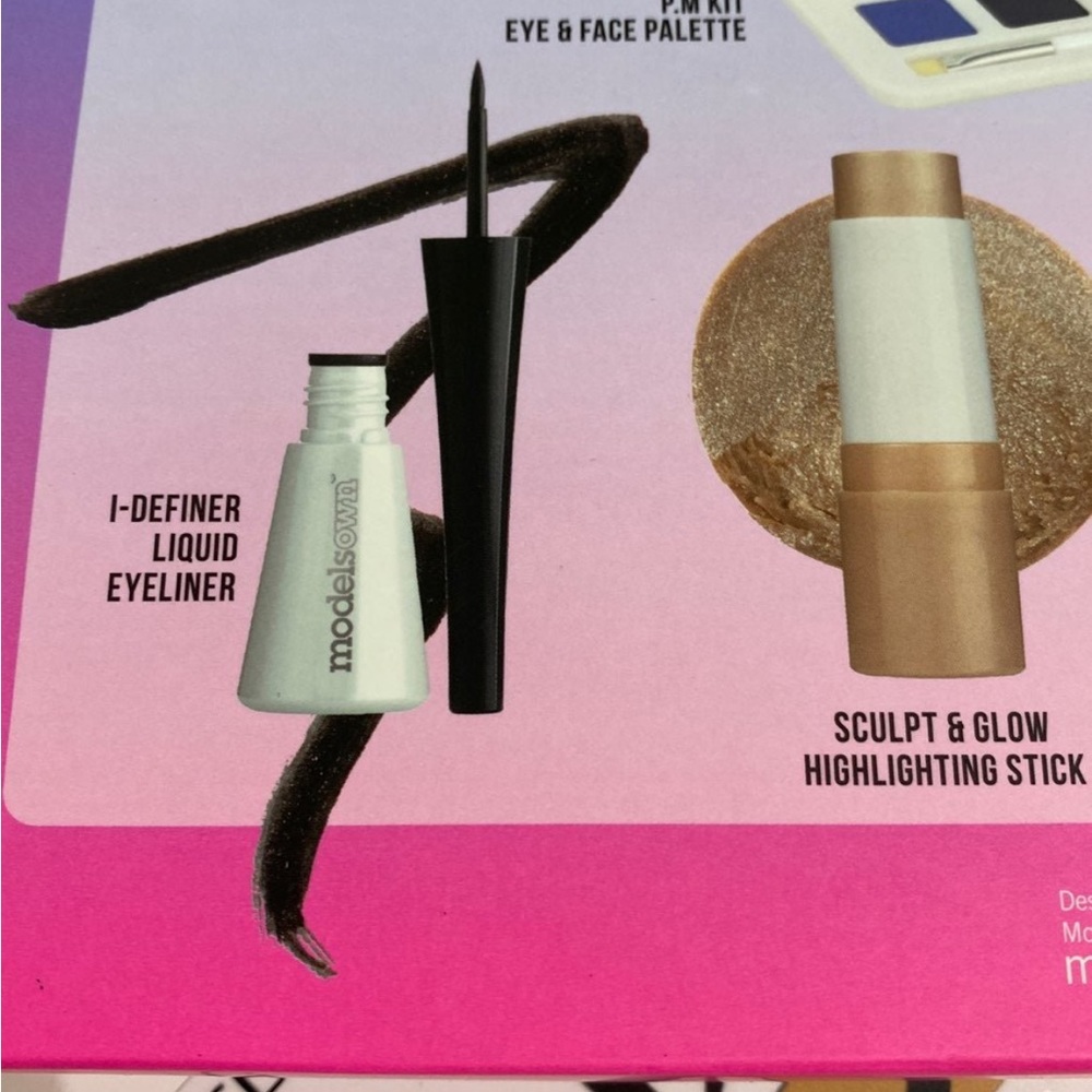 Models Own Makeup Set - Picture 4 of 6